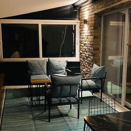 Appartement Sisli Osmanbey Taksim Large Terrace, Quietness And Space à Istambul Extérieur photo