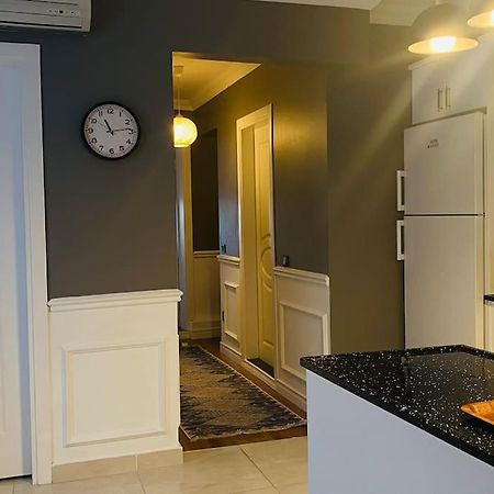 Appartement Sisli Osmanbey Taksim Large Terrace, Quietness And Space à Istambul Extérieur photo