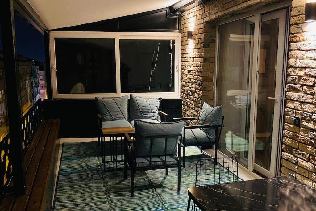 Appartement Sisli Osmanbey Taksim Large Terrace, Quietness And Space à Istambul Extérieur photo