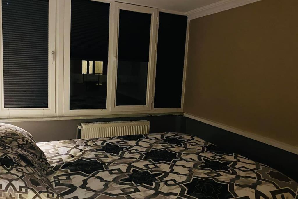 Appartement Sisli Osmanbey Taksim Large Terrace, Quietness And Space à Istambul Extérieur photo